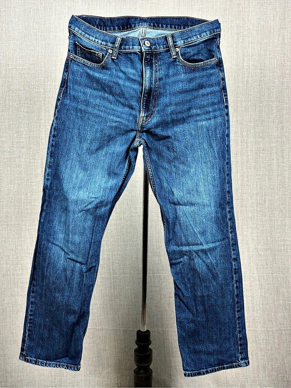 Calvin Klein Relaxed Straight Men's Blue Jeans Waist 33 x 30